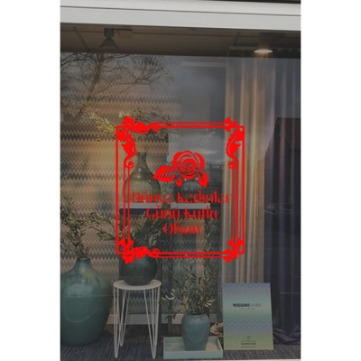 Old Style Süslemeler ve 8 Mart Kadınlar Günü Kutlu Olsun Yazısı Cam Vitrin Stickerı 60cm