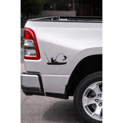 Kayıkta Balık Tutan Adam Sticker – Araba Cam Kaput Sticker 15x8cm