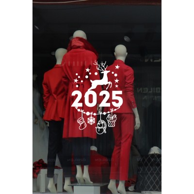 2025 Yazısının Üzerinde Geyik Altında Sevimli Hediye Paketleri Yılbaşı Süslemeleri