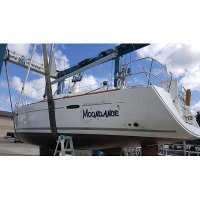 Kişiye ve Tekneye Özel Moon Dance Yazısı İsim Sticker 