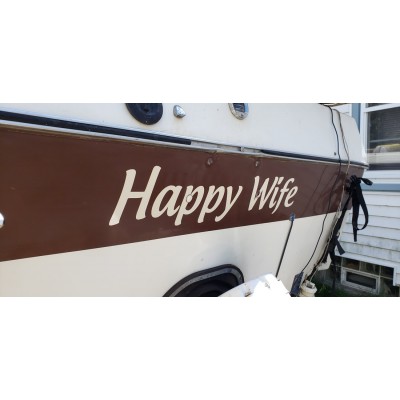 Kişiye ve Tekneye Özel Happy Wife  Yazısı İsim Sticker 