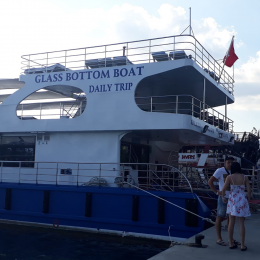 Tekneye Yat'a Özel Glass Bottom Boat Yazısı Sticker Yapıştırma 