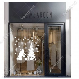 Hediye Paketlerini Ağacın Yanına Getiren Noel Baba Yılbaşı Süslemeleri